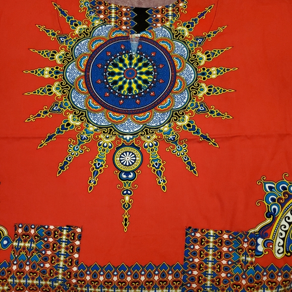 Beautiful African Print Dashiki - Picture 2 of 4